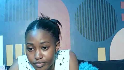 Ellanda Dolly online show from 12.02.25