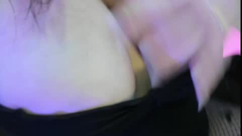 ELLE online show from 02.27.25