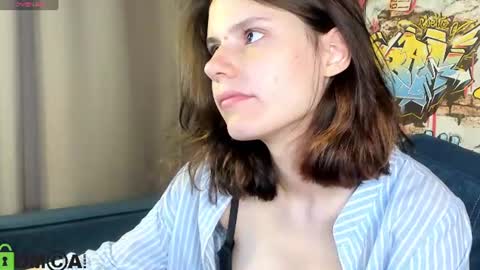 Snapshot of elle__driver chatting on 06.12.26 elle__driver online show from 06.12.26