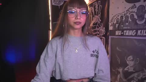 Snapshot of elle_uwu chatting on 02.10.26 follow me on instagram . online show from 02.10.26