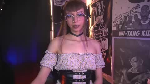 Snapshot of elle_uwu chatting on 02.11.26 follow me on instagram . online show from 02.11.26