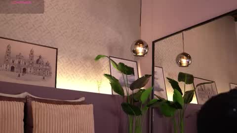 Elle Diane online show from 09.24.25