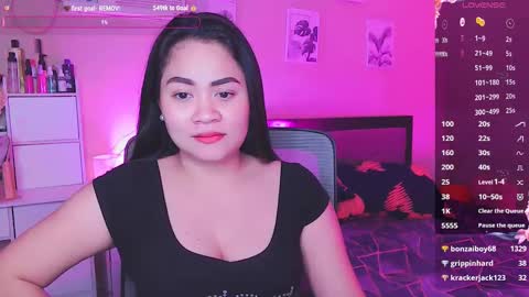 Snapshot of elleelle123 chatting on 01.18.25 Ann online show from 01.18.25