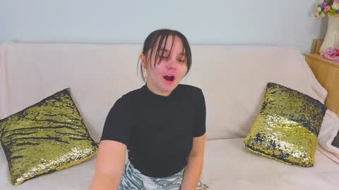 Ellie online show from 12.12.24