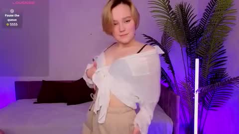 Ellie online show from 03.05.26