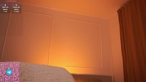 Snapshot of ellie_land chatting on 06.11.26 Lexy online show from 06.11.26