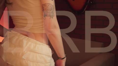 elliecutes online show from 04.07.26