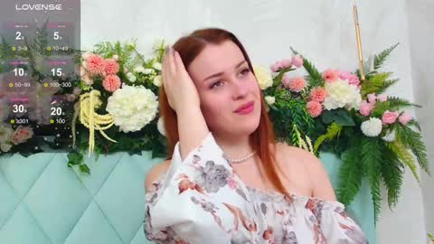 EllieLarson online show from 10.09.25