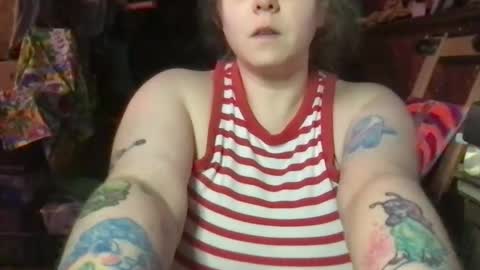 Ellie Louise online show from 04.14.26