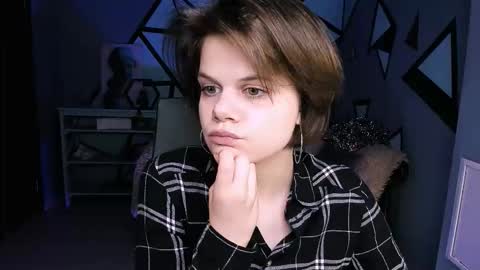 elliemurler online show from 01.08.26