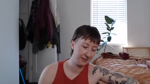 Ellie Rowyn online show from 03.05.26