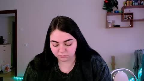 Ellie online show from 03.11.25