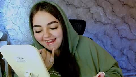 Ellie online show from 09.25.25