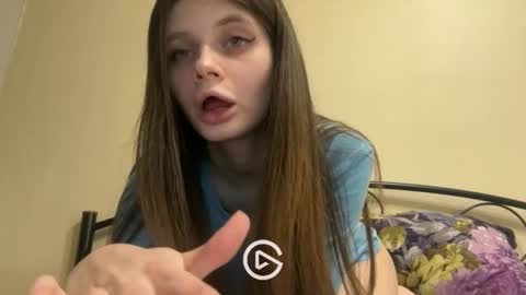 Effie1818 online show from 12.24.24