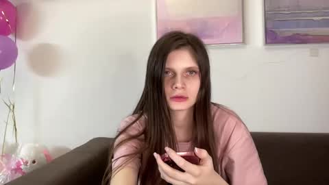 Effie1818 online show from 02.05.25