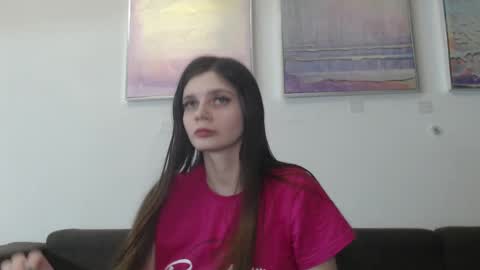 Effie1818 online show from 02.09.25