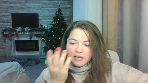 Snapshot of ellimol chatting on 01.18.25 EliMoL online show from 01.18.25