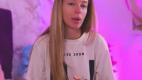 EllinaNuria online show from 02.21.26