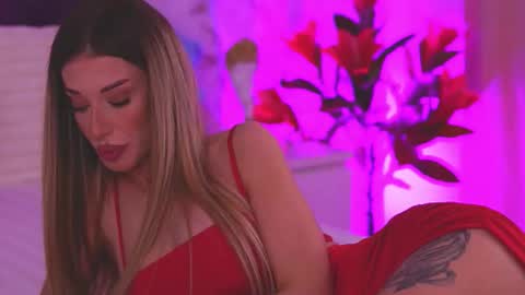 EllinaNuria online show from 03.12.26