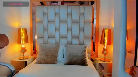 E L L I O T    V E L E Z online show from 02.06.25