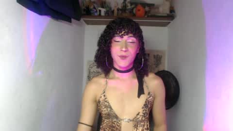 Snapshot of ellis_flowers chatting on 07.03.26 . online show from 07.03.26