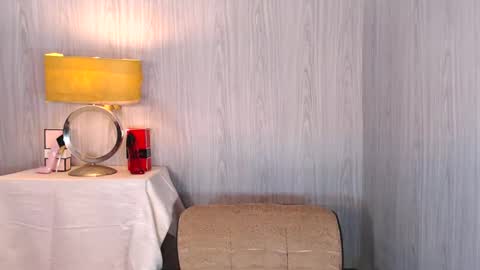 Snapshot of ellise_husson chatting on 03.12.25 Ellise online show from 03.12.25