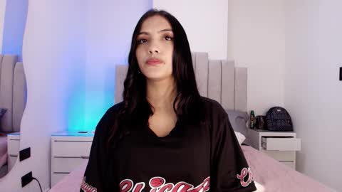 Snapshot of ellisrossi chatting on 01.07.26 Ellis online show from 01.07.26