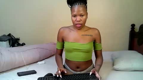 elllanna online show from 10.02.25