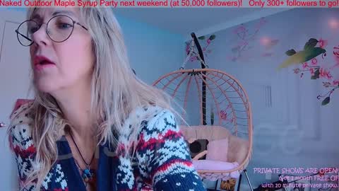 Ella Bella Bo Bella online show from 12.21.24