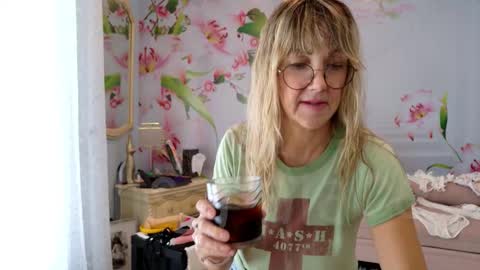 Ella Bella Bo Bella online show from 01.16.26