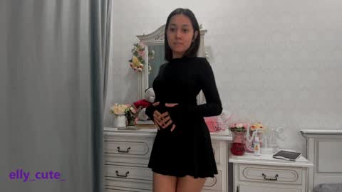 Elly Cute  online show from 12.11.24