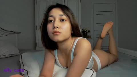 Elly Cute  online show from 02.03.25