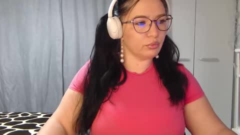 Snapshot of elly_denise chatting on 03.02.26 Denise online show from 03.02.26