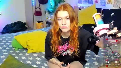 Elly     Fansly  online show from 01.05.26