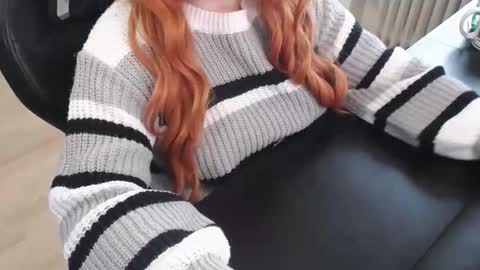 Elly online show from 11.09.25