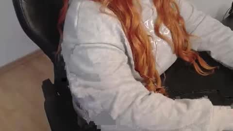 Elly online show from 01.06.26