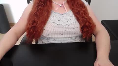 Elly online show from 04.16.26