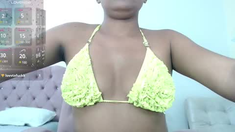 Elly online show from 12.12.24