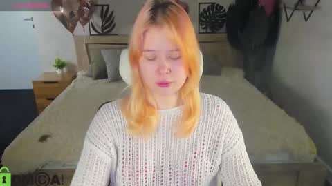 Snapshot of ellya_castro chatting on 02.22.26 ellya_castro online show from 02.22.26