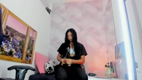 ellybloom online show from 06.15.26