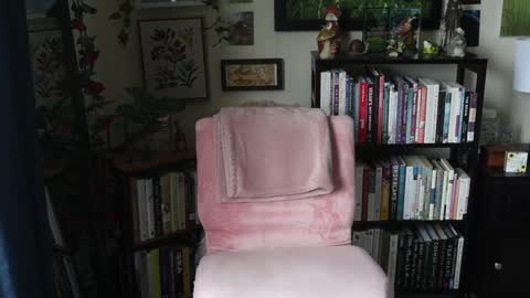 Elly Naomi online show from 02.28.26