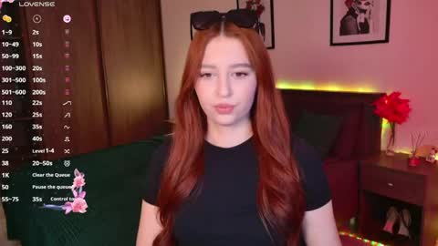 EllyPeach online show from 05.11.26