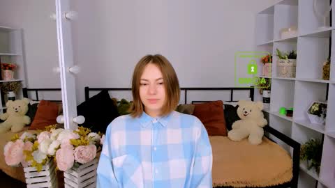 elma_lily online show from 11.27.25