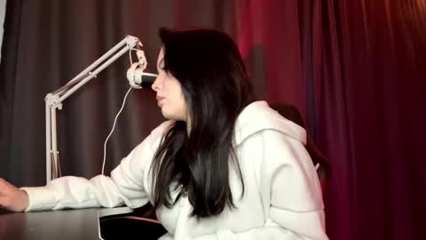 Snapshot of elmermelendes chatting on 02.11.26 Tiny online show from 02.11.26