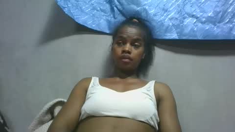 Snapshot of elodie228680 chatting on 05.14.26 elodie228680 online show from 05.14.26