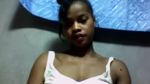 Snapshot of elodie228680 chatting on 06.01.26 elodie228680 online show from 06.01.26