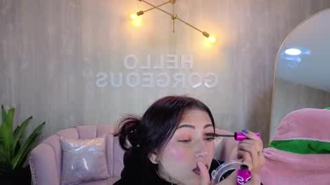 Elody  online show from 10.25.25