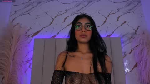Snapshot of elody_rousse chatting on 10.14.25 elody_rousse online show from 10.14.25