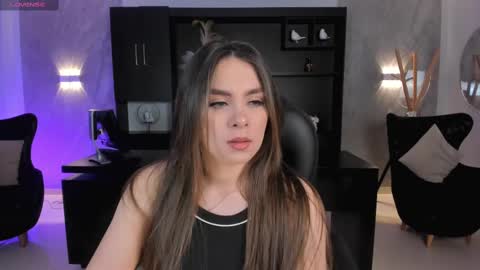 ELOISA OLIVERO online show from 02.14.25