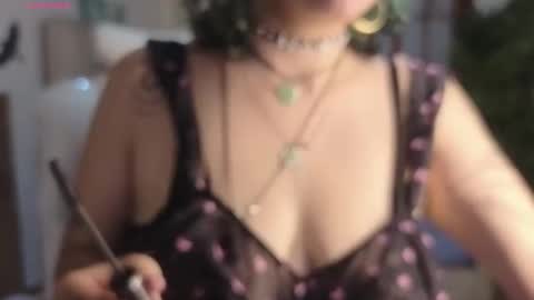 Eloise  . online show from 02.08.26